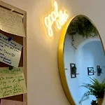 Zenzone House 아파트 *